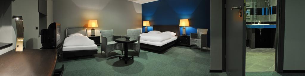 Blues Hotel Chorzów Habitación foto